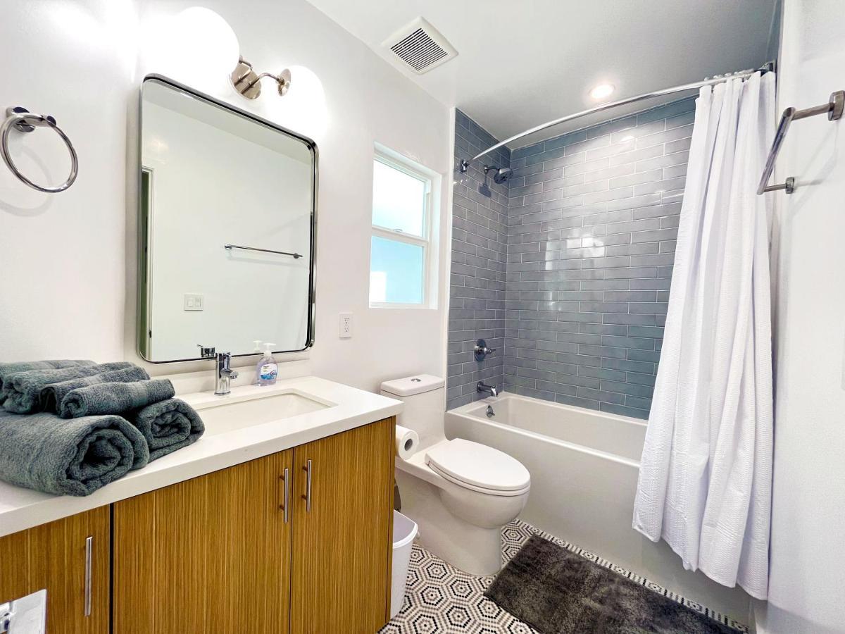 Hollywood/Thai Town Courtyard Apartment ロサンゼルス エクステリア 写真